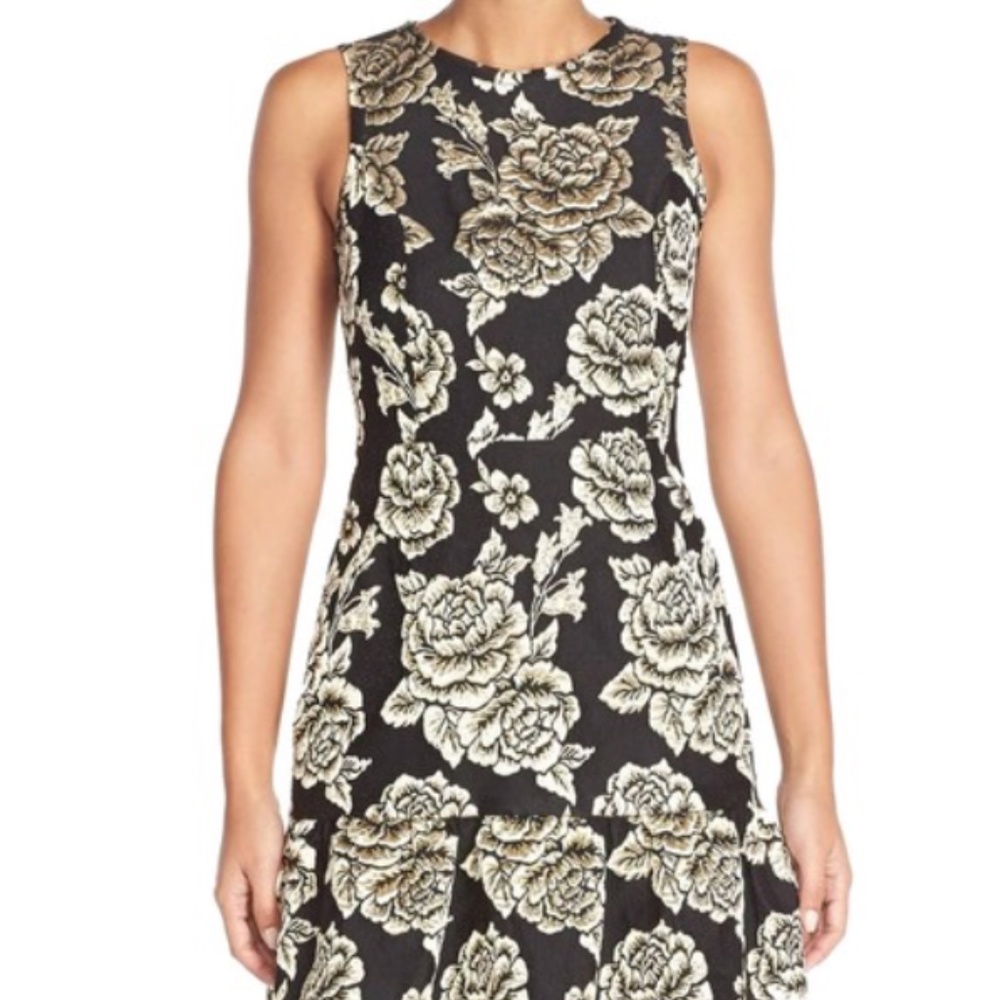 CeCe by Cynthia Steffe Black/Gold Jacquard dress
